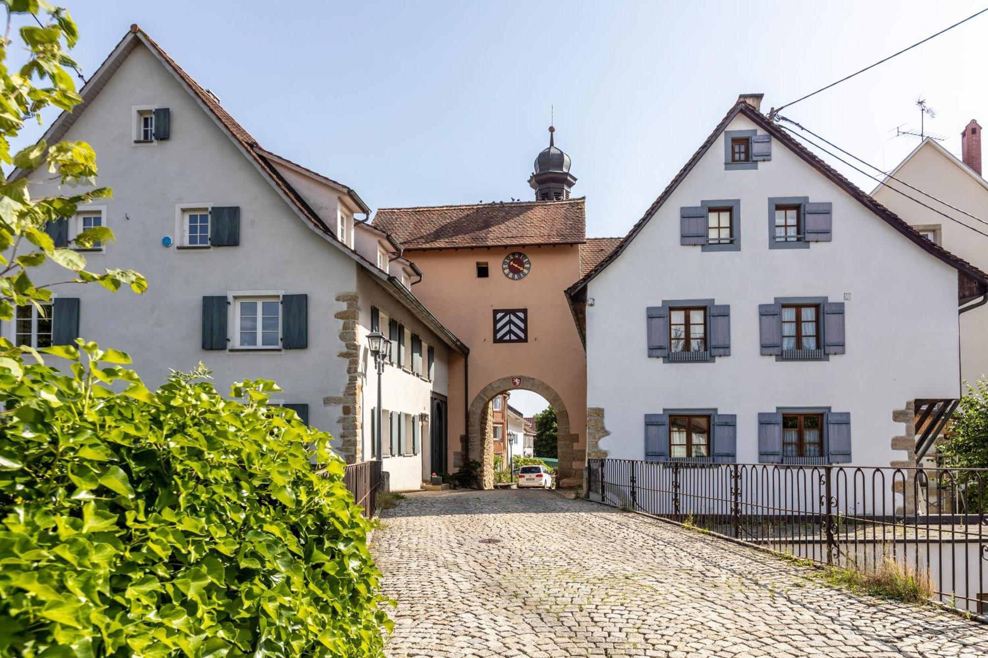 La Rose Apartment Tengen Exterior photo